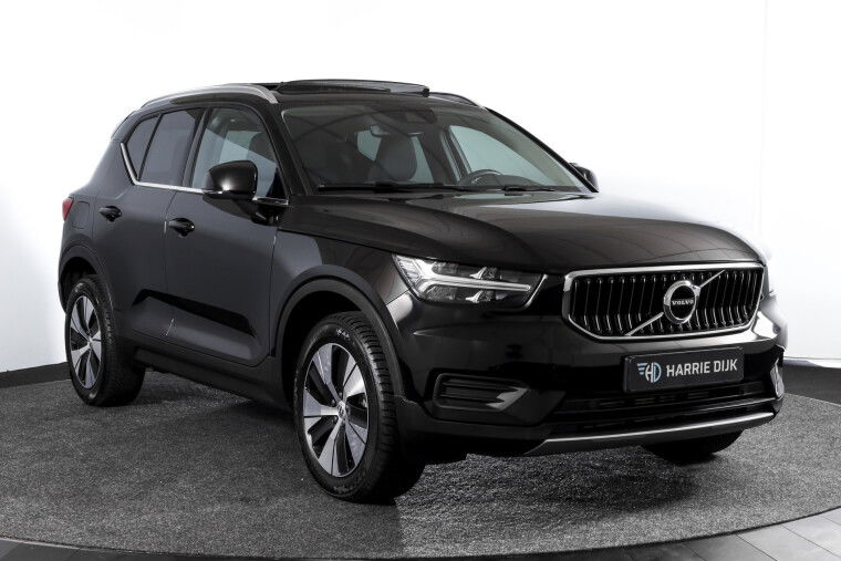 Volvo - XC40