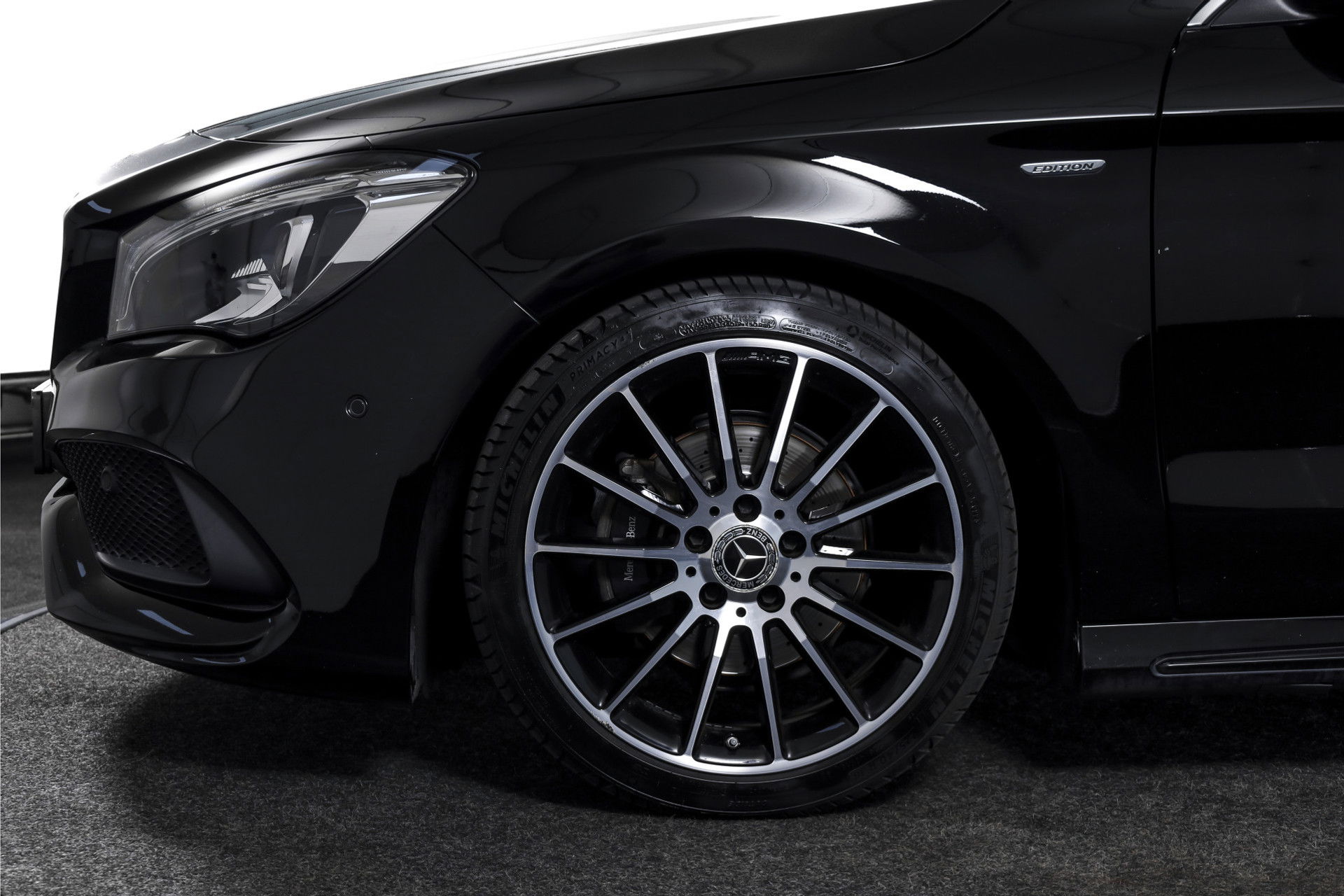 Mercedes-Benz - CLA-Klasse