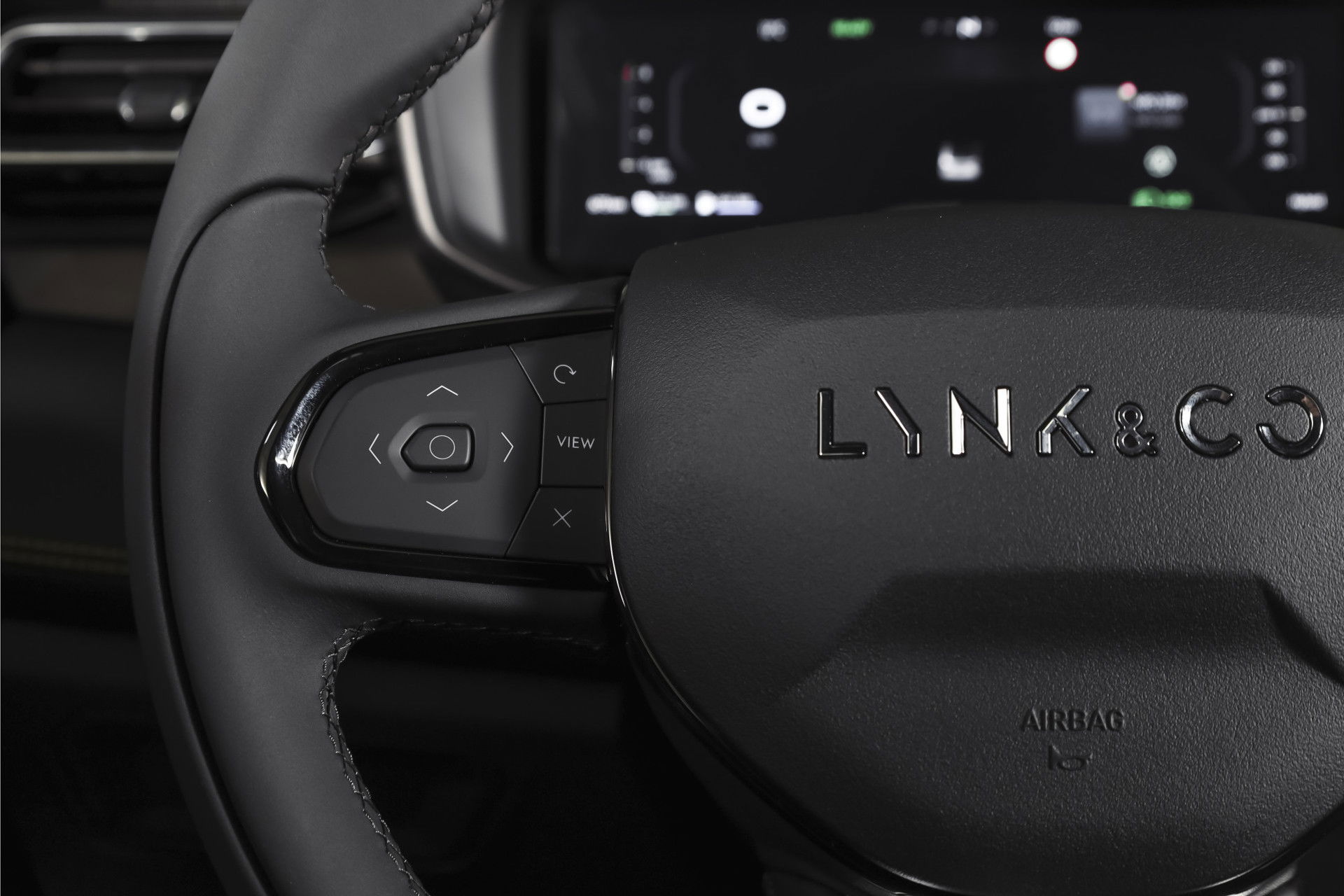 Lynk & Co - 01