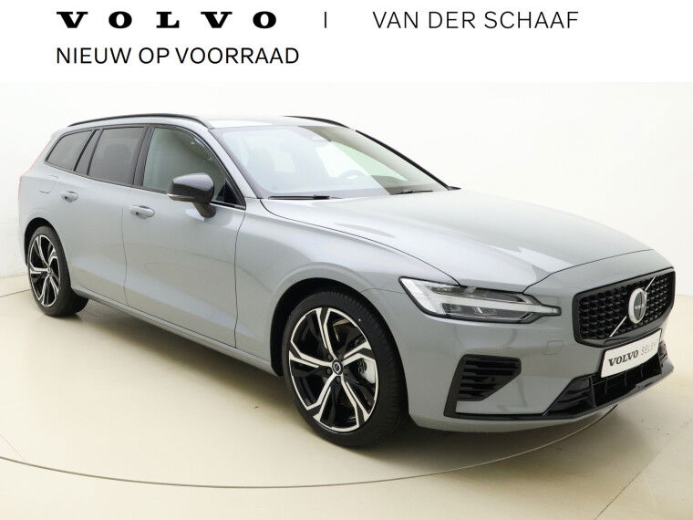 Foto van Volvo V60 T6 350pk AWD Plus Dark