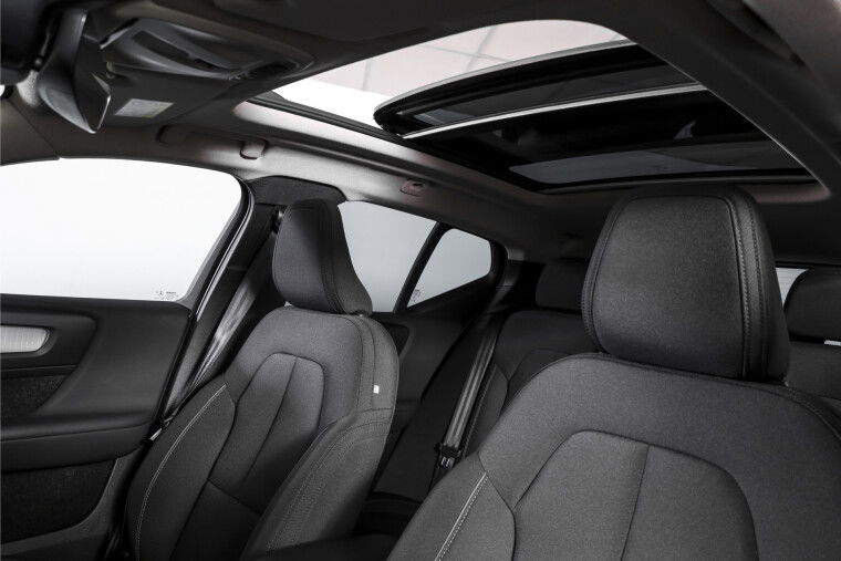 Volvo - XC40