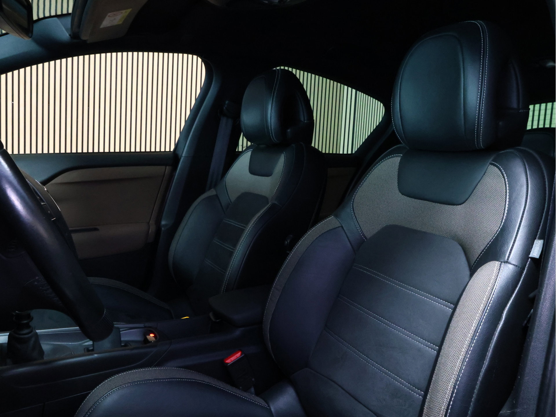 DS Crossback 1.2 PureTech Business AVM NAVI SLECHTS 27000KM CRUISE CLIMA PDC '16 - foto 13