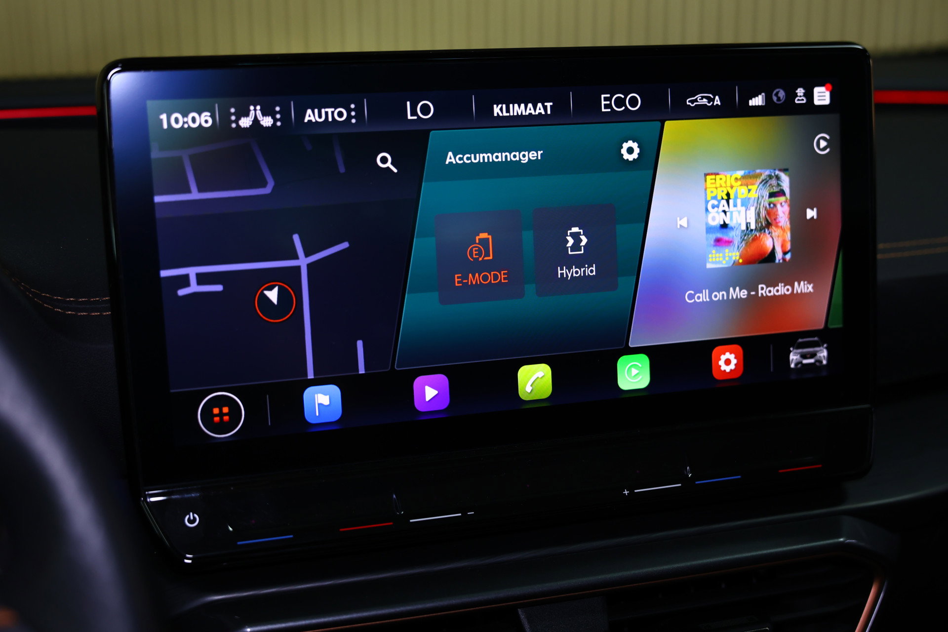 CUPRA 1.4 e-Hybrid Adrenaline AVM CARPLAY NAVI PANO MEMORY VIRTUAL CAMERA SFEER "23 - foto 19
