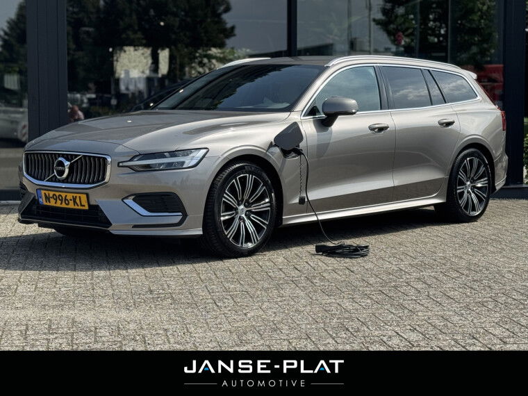 Foto van Volvo V60 2.0 T6 Recharge AWD Inscription