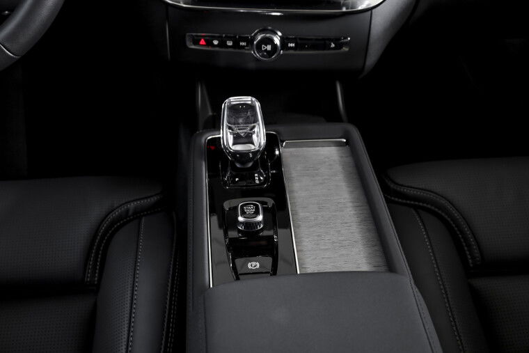 Volvo - XC90