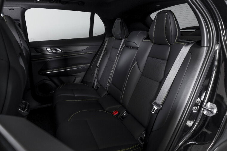 Lynk & Co - 01