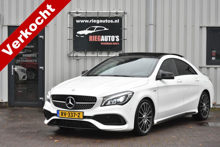 Foto van Mercedes-Benz CLA-Klasse 180 - 2018 | Panoramadak | LED | Parkeersensoren | Keyless Start