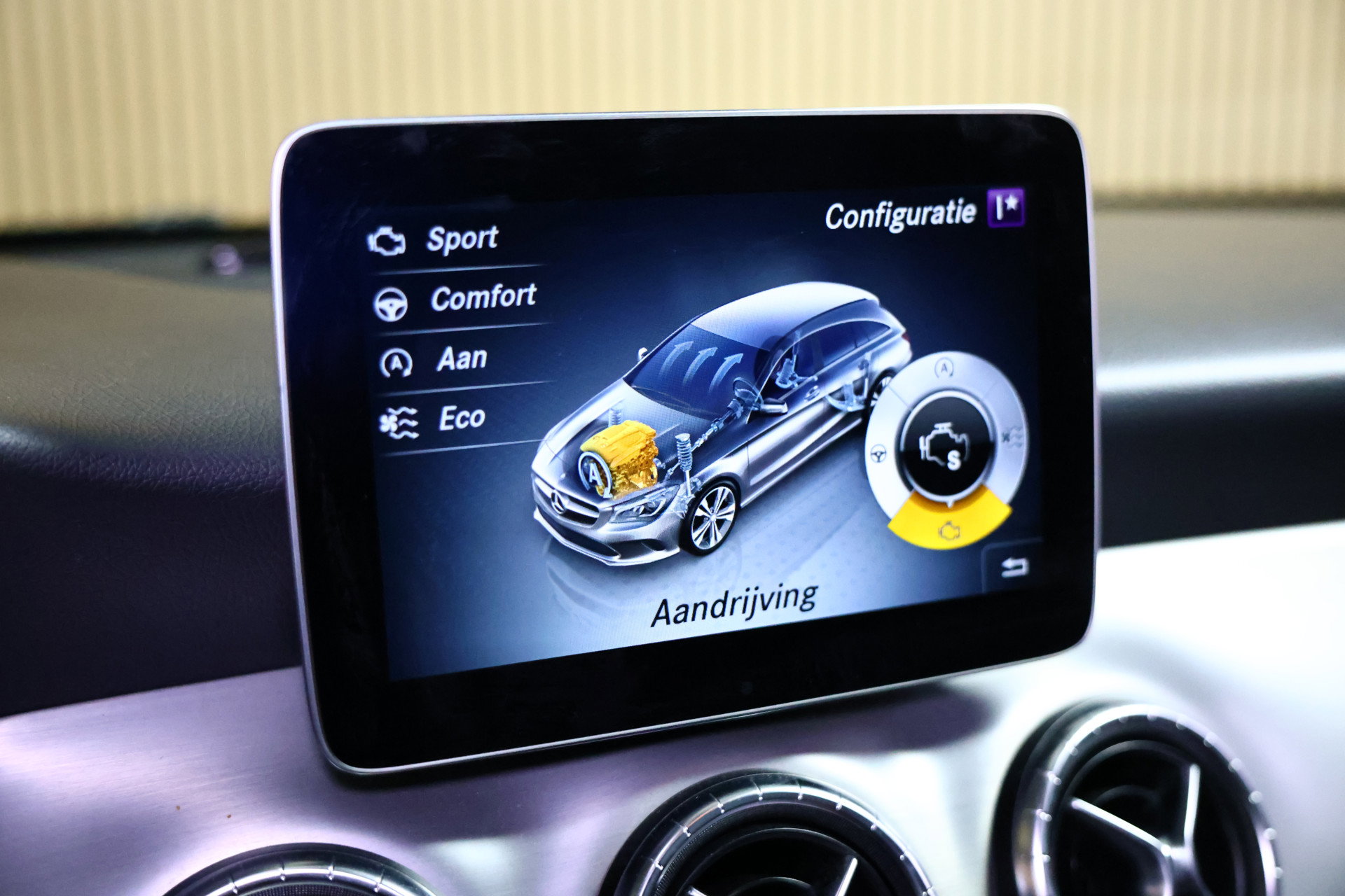 Mercedes-Benz 180 AMG Shooting Brake AUTOM AVM CAMERA PDC BT '19 - foto 22