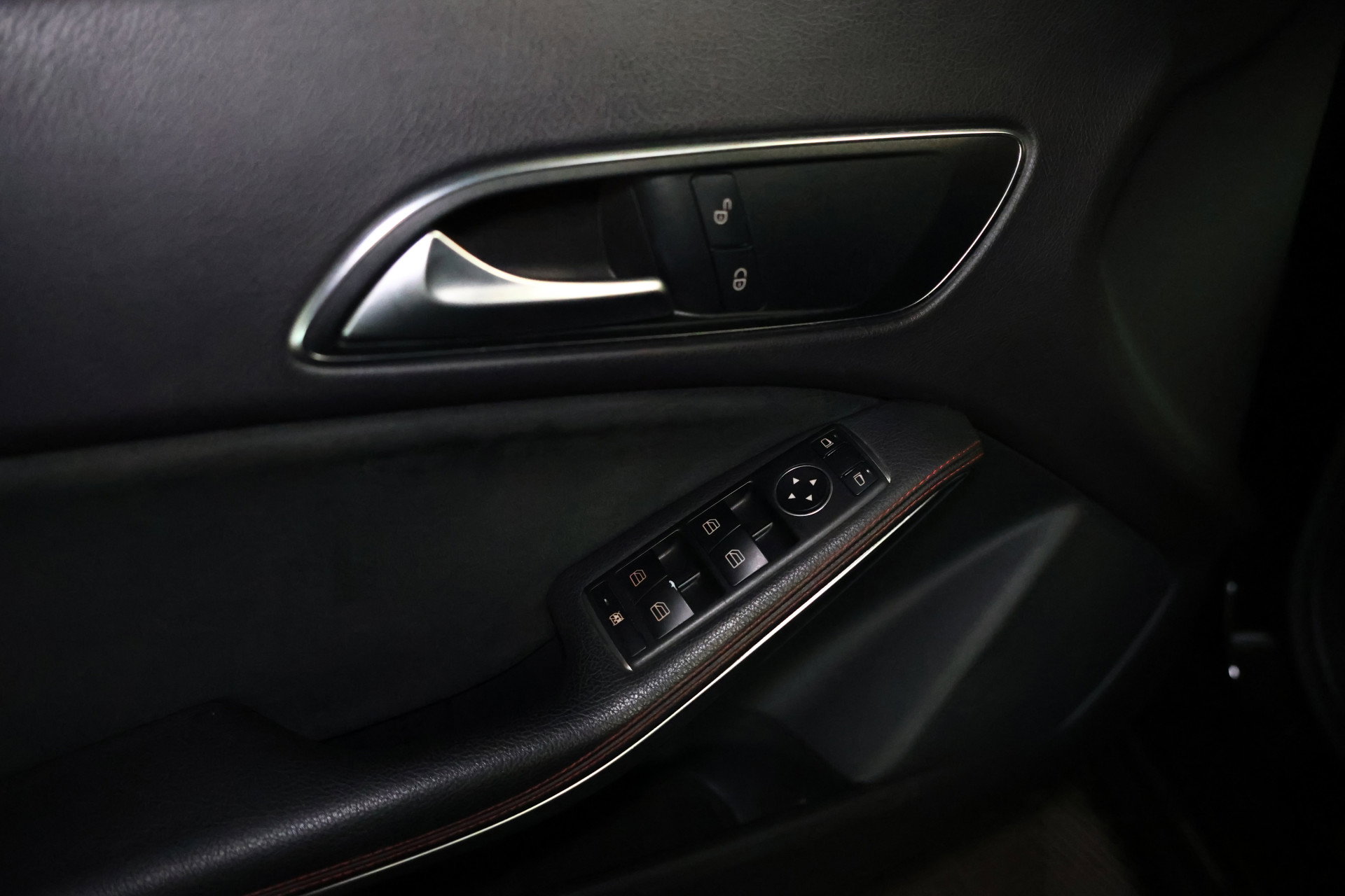 Mercedes-Benz 180 AMG Shooting Brake AUTOM AVM CAMERA PDC BT '19 - foto 11
