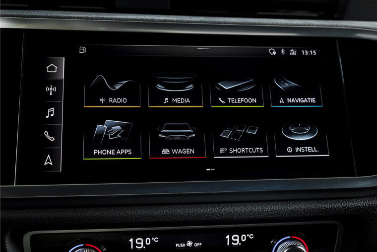Audi - Q3