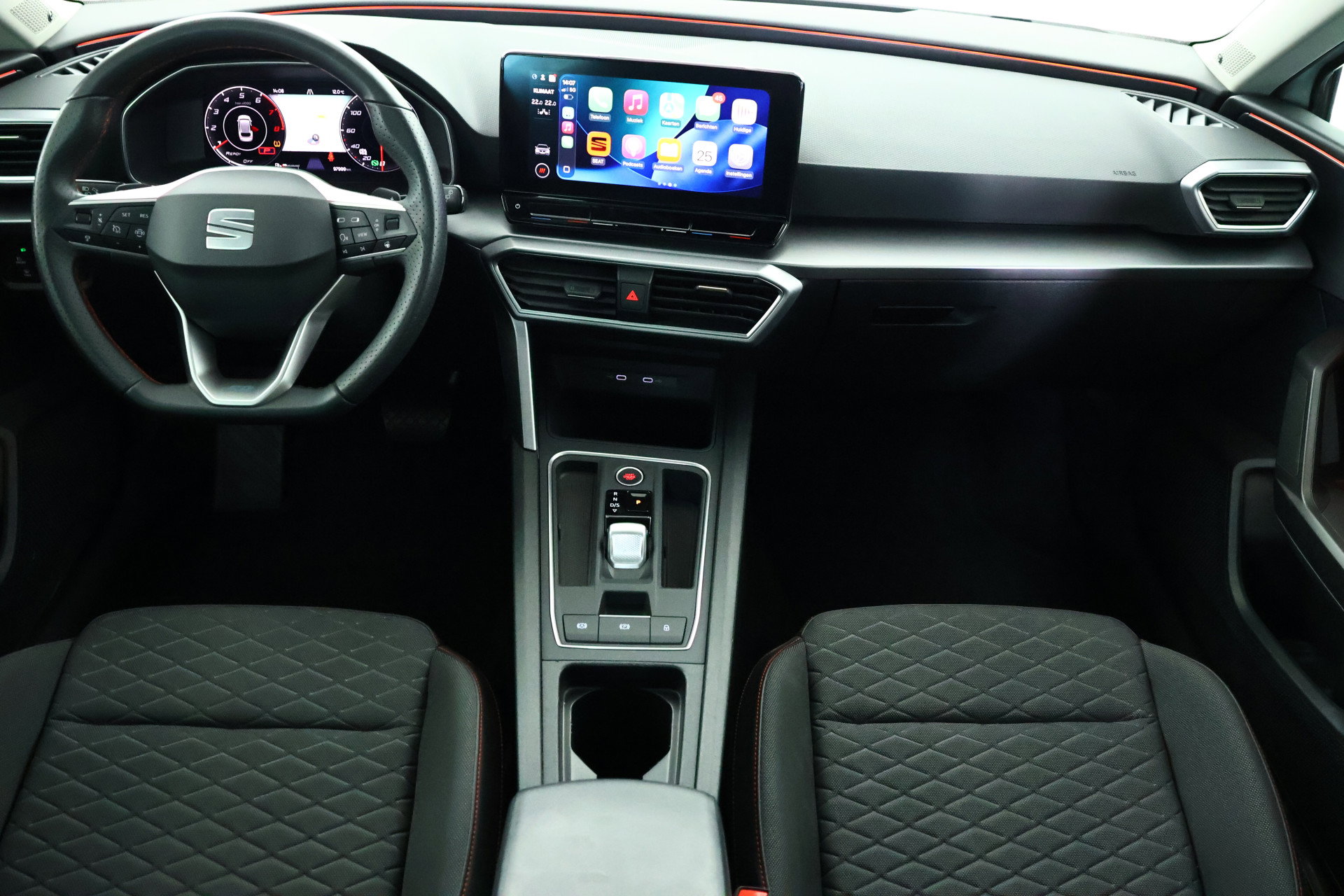 SEAT León