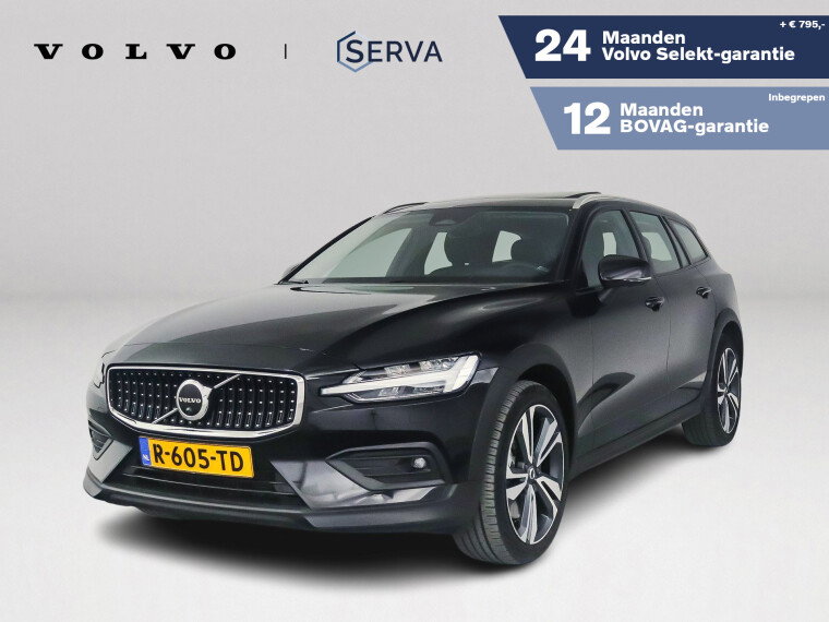 Foto van Volvo V60 Cross Country B5 AWD Ultimate | Panoramadak | 360° camera | Head-up display | Harman Kardon | Stoel- en Stuurverwarming