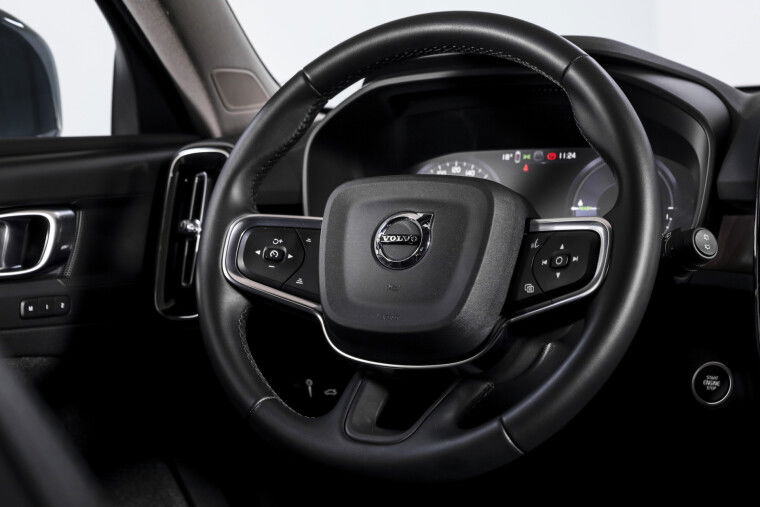 Volvo - XC40