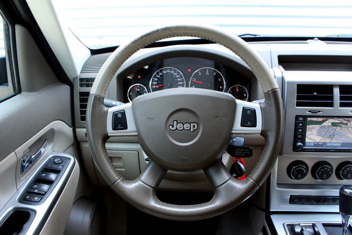 Jeep 2.8 CRD Limited AUT YOUNGTIMER APK4/2026 2eEIG! DAK LEER NAV STOELVW '08 - foto 13