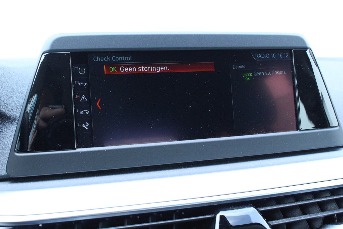 BMW Touring 520i Executive NAVI AVM LED STOELVW CAMERA LED '18 - foto 21
