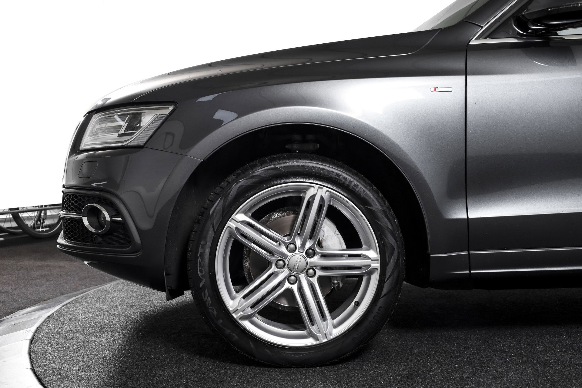 Audi - Q5