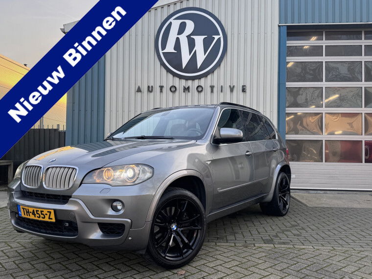 Foto van BMW X5 xDrive48i M Pakket / Youngtimer /