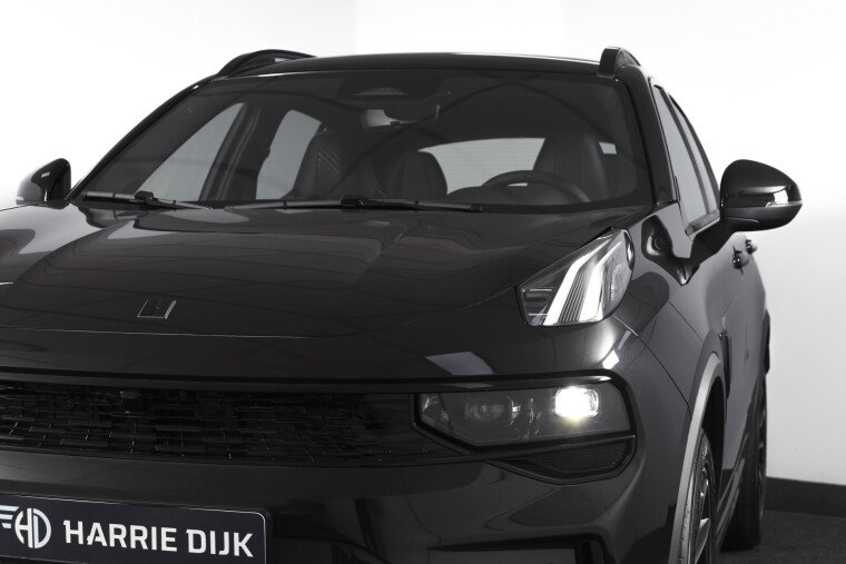 Lynk & Co - 01