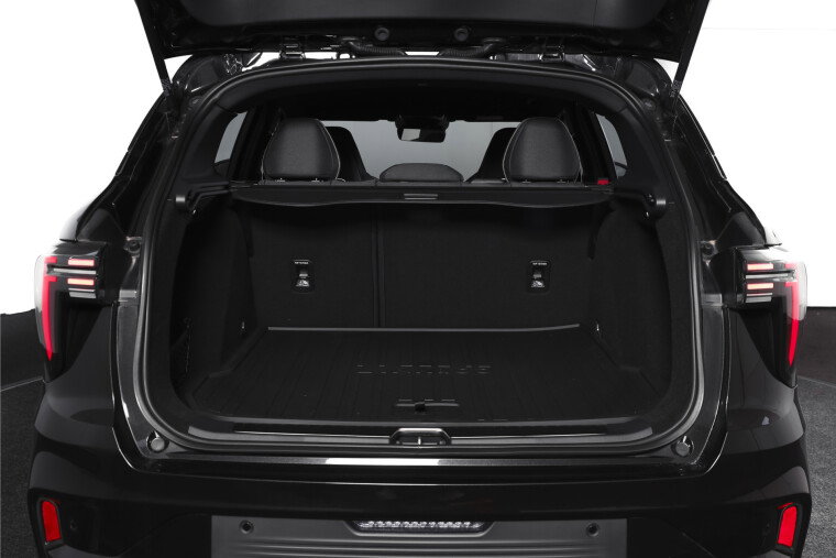 Lynk & Co - 01