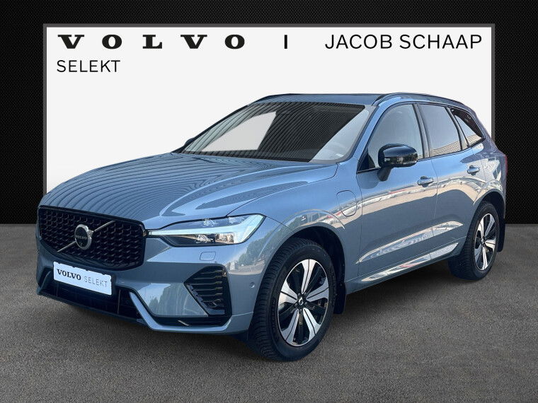 Foto van Volvo XC60 T6 Plug-in hybrid AWD Plus Dark
