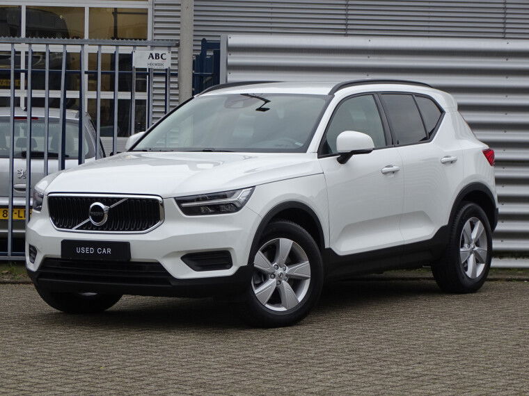 Foto van Volvo XC40 T4 Momentum 190PK | Automaat | Navigatie