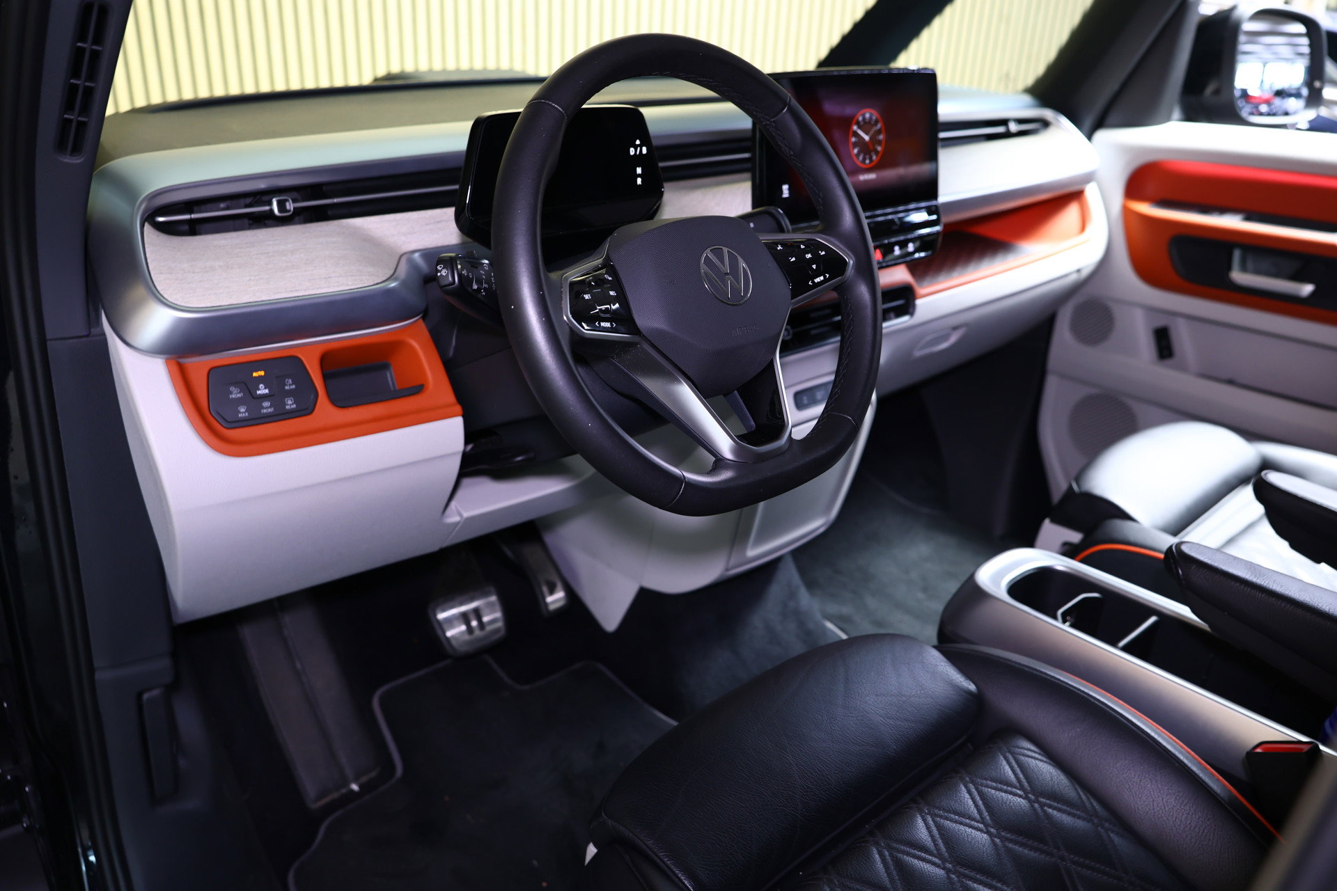 Volkswagen 1st Max 77kWh BTW | Elek. Deuren | Leder | 360° | Trekhaak - foto 45