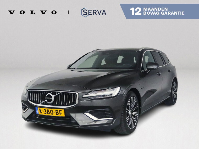 Foto van Volvo V60 T8 Recharge AWD Business Pro | Parkeercamera | Stoel- en Stuurverwarming | Cruise control | Trekhaak