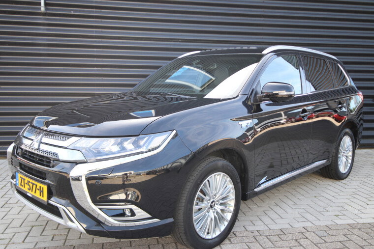 Foto van Mitsubishi Outlander 2.4 PHEV Instyle