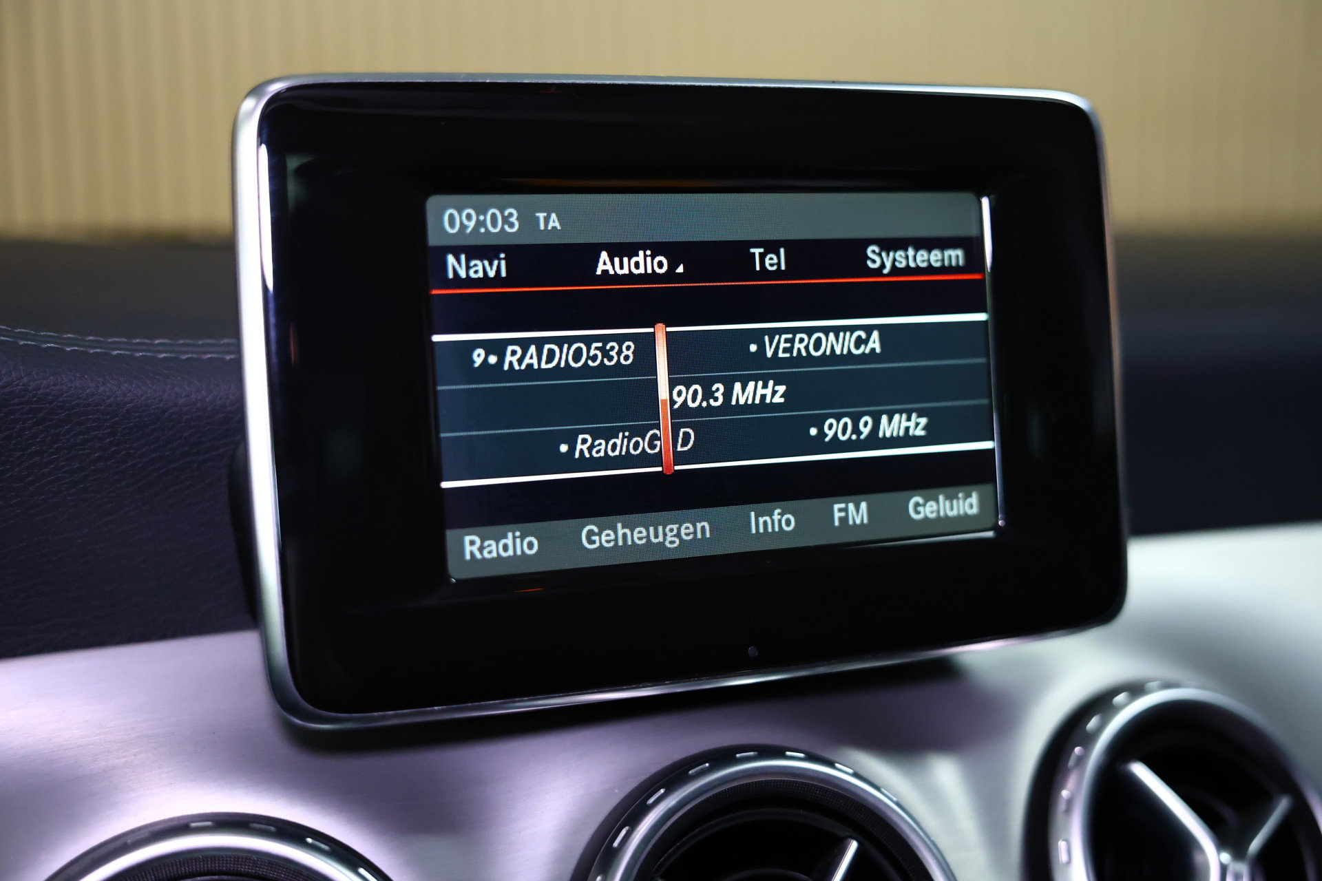 Mercedes-Benz 200 AMG Prestige PANODAK NAVI CLIMA CRUISE BT KEYLESS `14 - foto 20