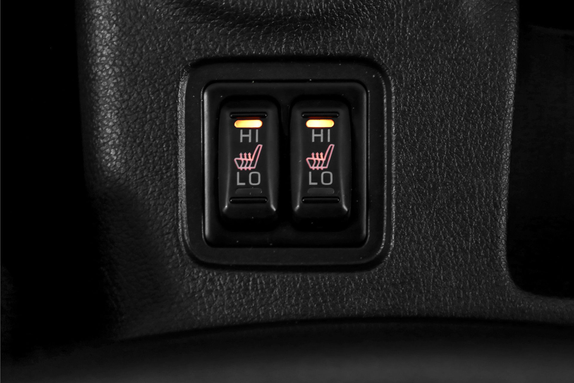 Mitsubishi - Outlander