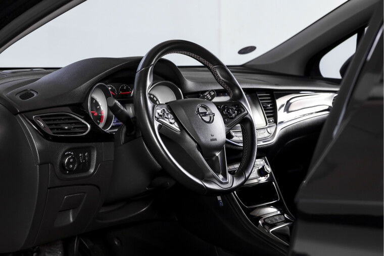 Opel - Astra