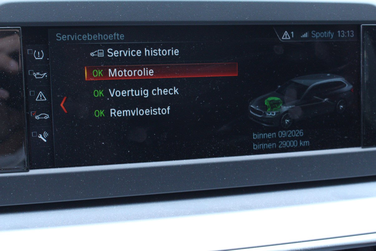 BMW Touring 520i Executive NAVI AVM LED STOELVW CAMERA LED '18 - foto 19