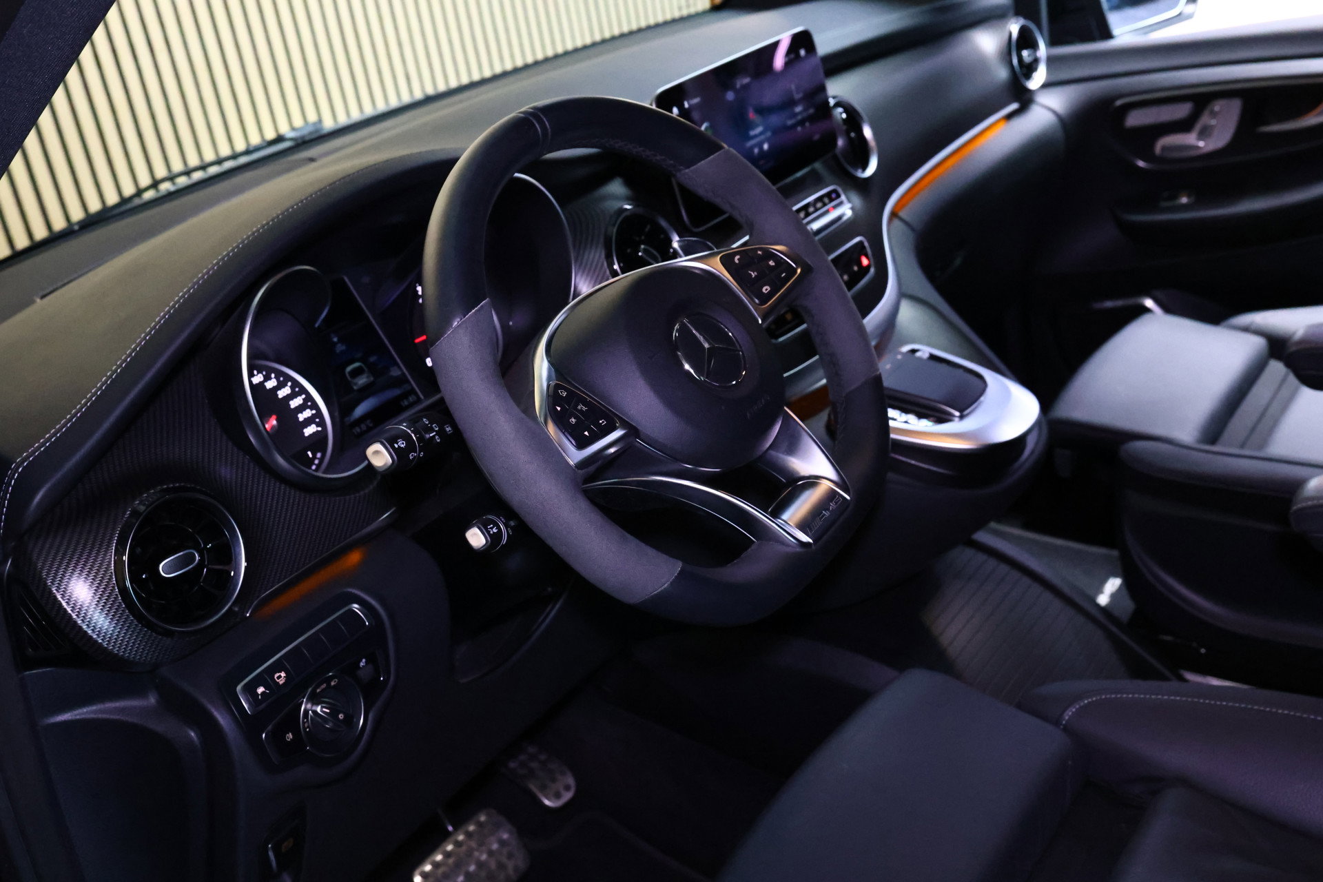 Mercedes-Benz 300d L2 Exclusive AMG Line AVM MEMORY BURMEISTER NAVI CLIMA 360CAM "24 - foto 20