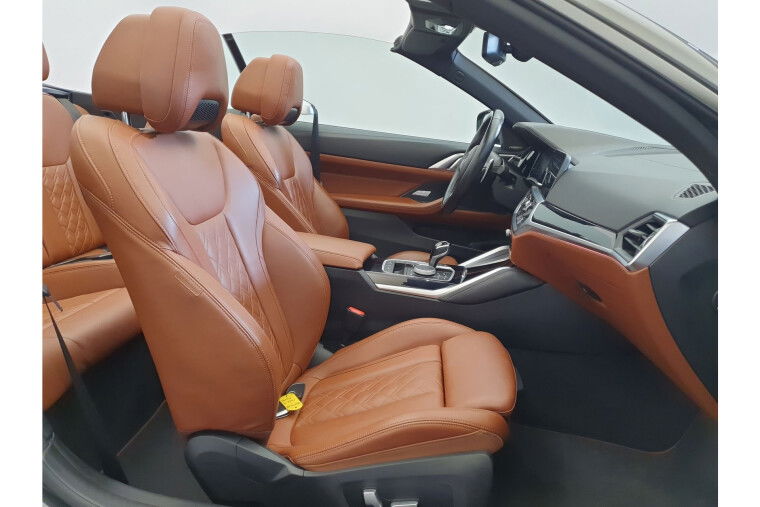 BMW 4 Serie Cabrio M440i xDrive 374PK Leder, 360 camera, Airscarf, Head-up display