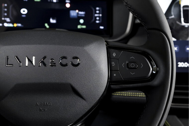 Lynk & Co - 01