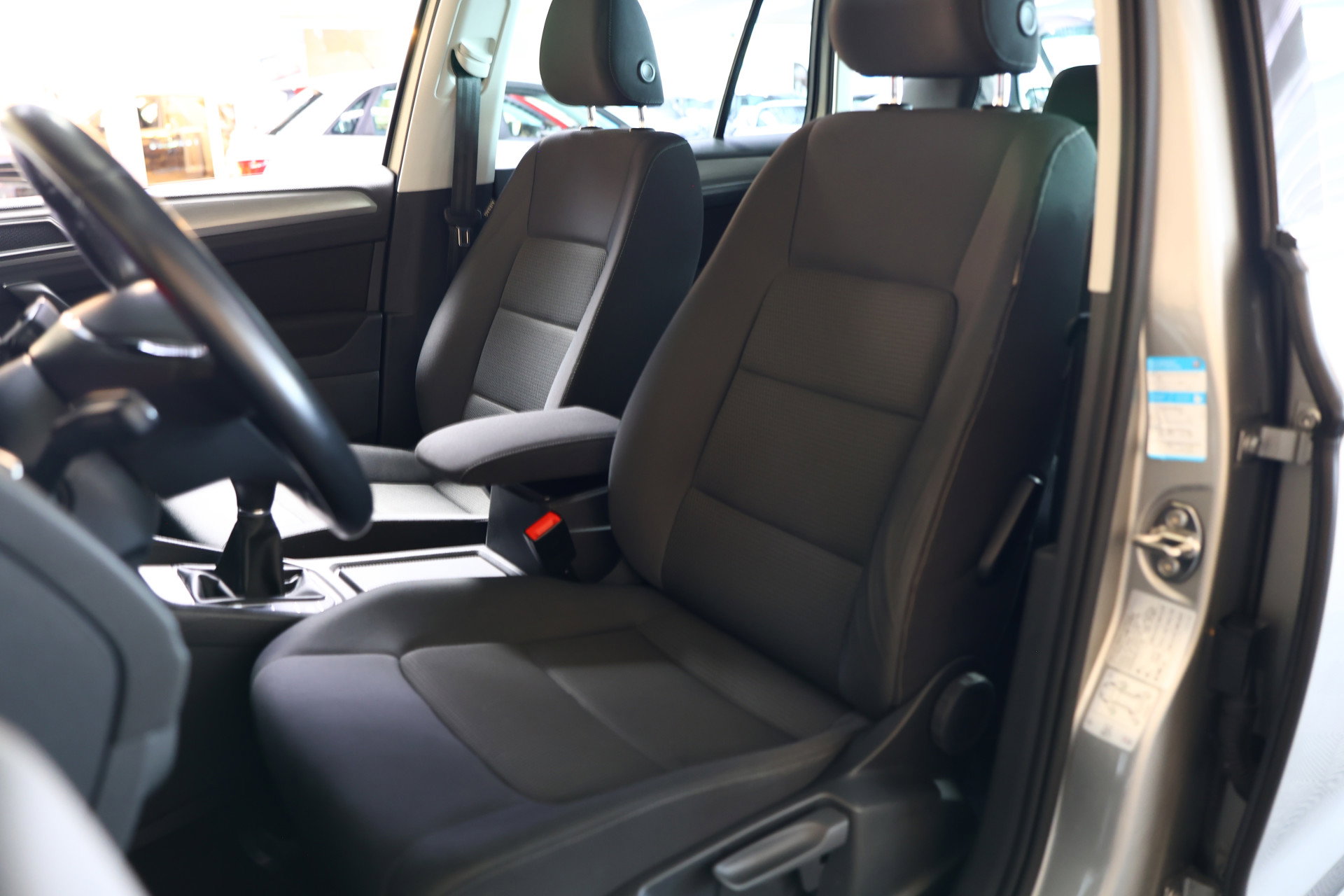 Volkswagen 1.2 TSI AVM Business Edition Connected AIRCO CRUISE AUX PDC STOELVW"17 - foto 27
