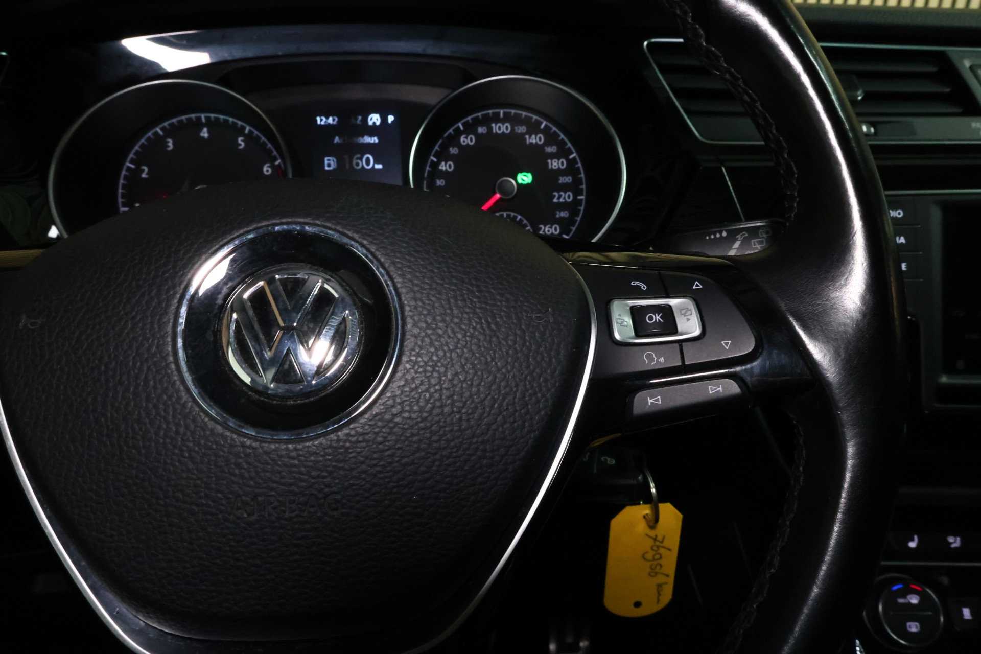 Volkswagen 1.4 TSI Highline Automaat Panodak Navigatie LED 2017 - foto 15