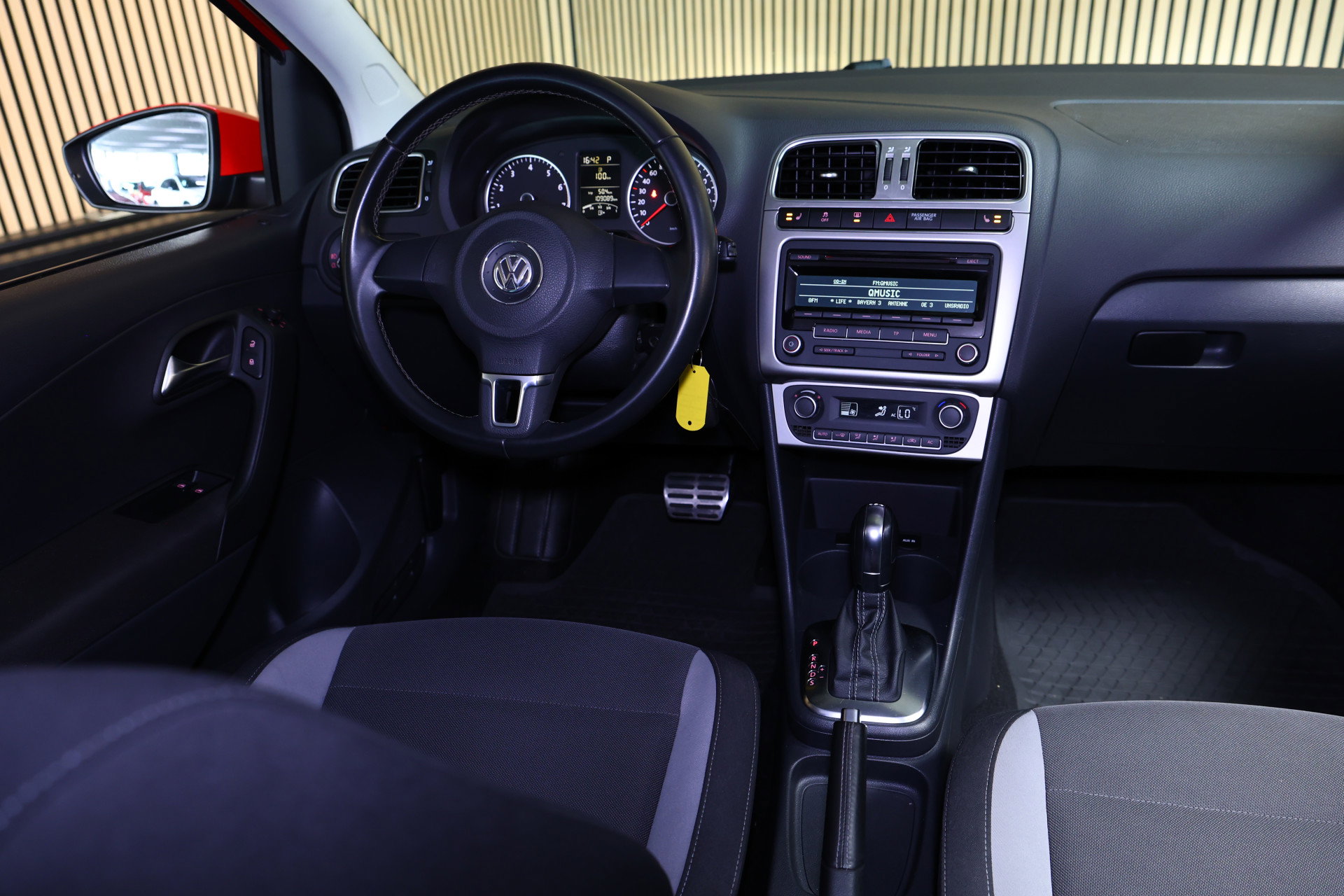 Volkswagen AVM 1.2 TSI Highline DSG CLIMA STOELVERWARMING "14 - foto 23