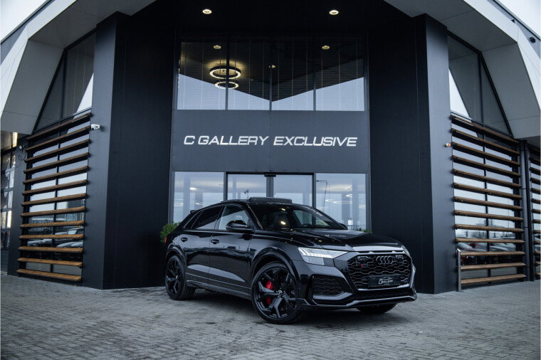 Audi RSQ8