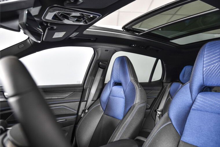 Lynk & Co - 01