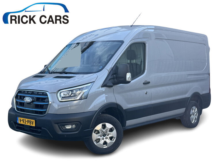 Foto van Ford E-Transit 350 L2H2 270PK Trend 68 kWh 317 KM WLTP