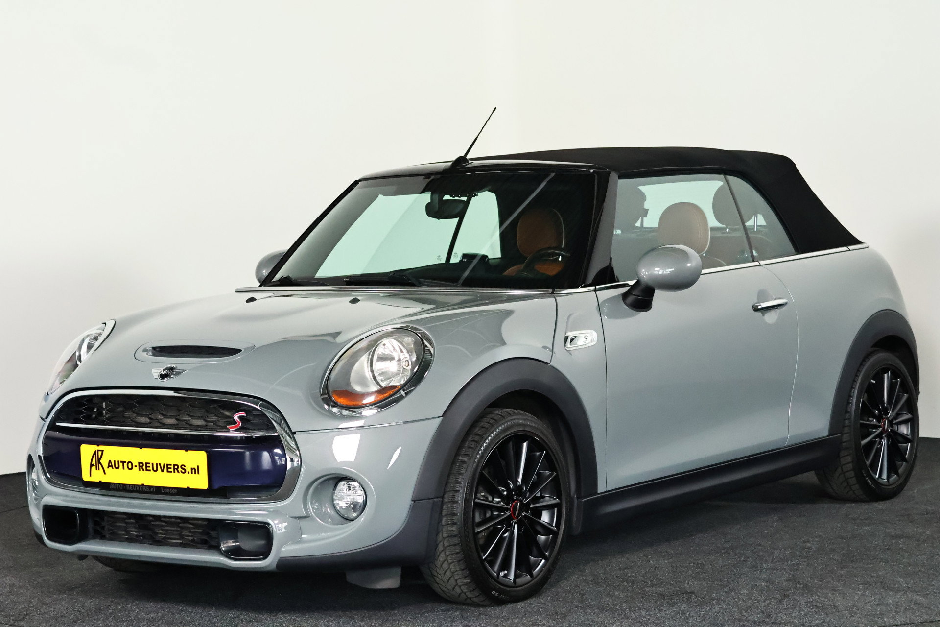MINI Cabrio