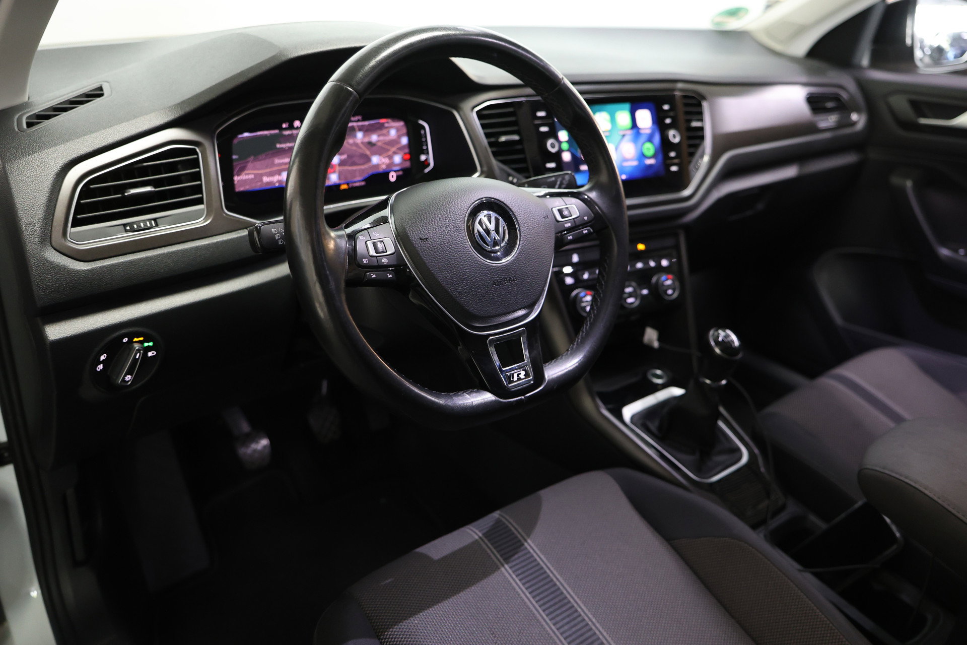Volkswagen 1.0 TSI R-Line CLIMA VIRTUAL PDC CARPLAY CAMERA PANO LANE+FRONT Ass. '19 - foto 14