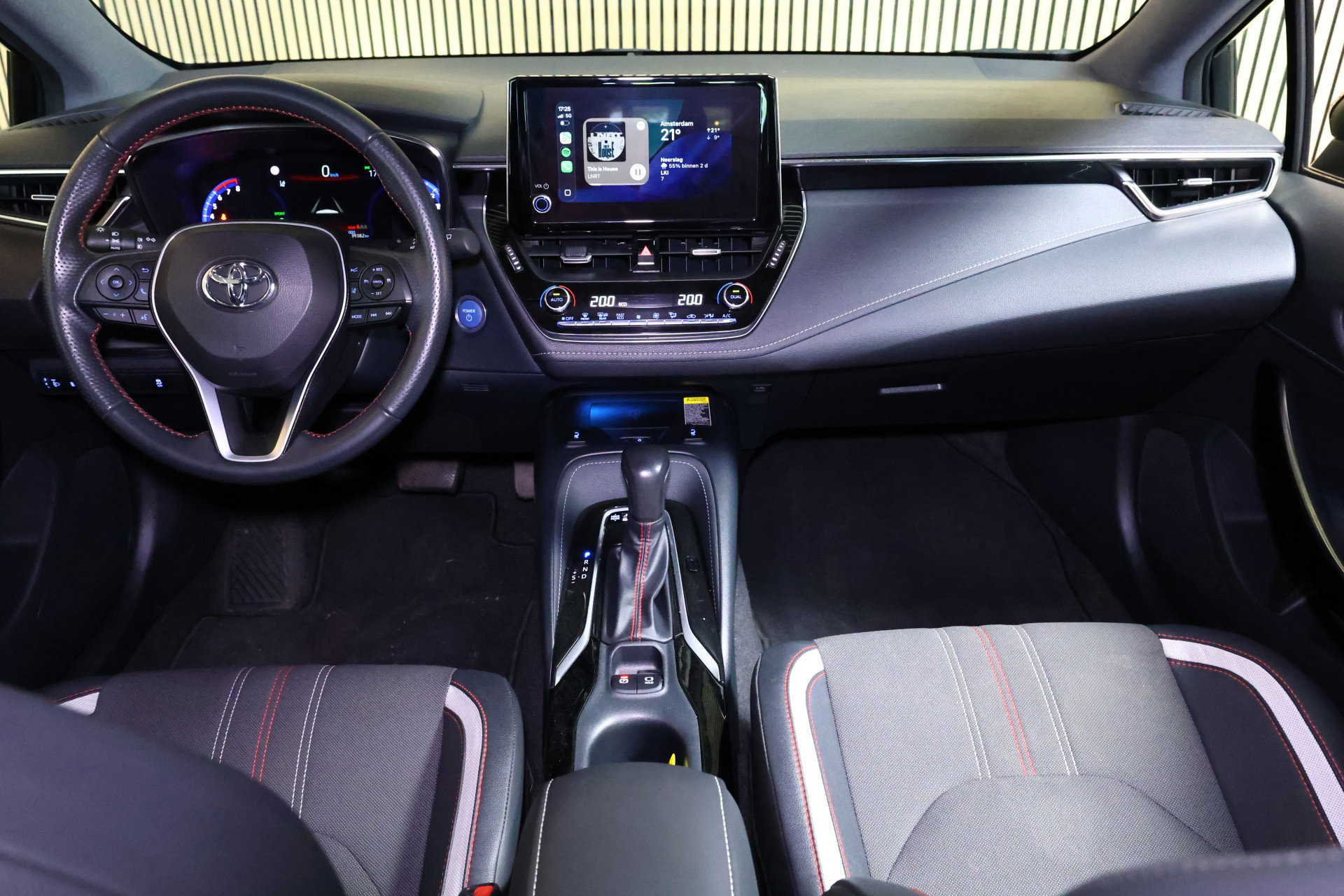 Toyota 2.0 Hybrid Business GR-Sport AVM NAVI CARPLAY CAMERA LANE '22 - foto 2