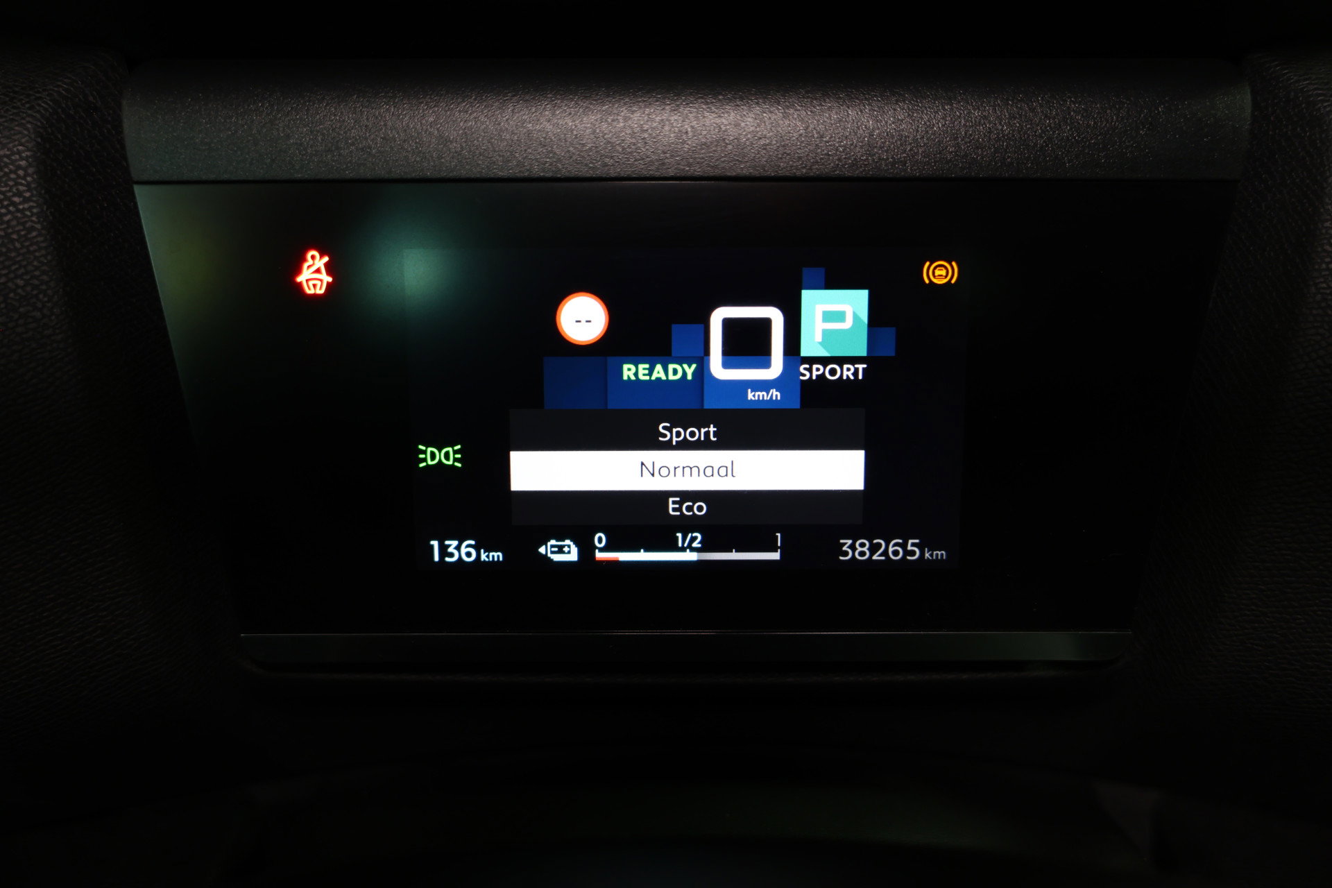 Citroën Shine 50 kWh CARPLAY CLIMA CAMERA NAVI VIRTUAL CRUISE LANE STOELVW '21 - foto 29