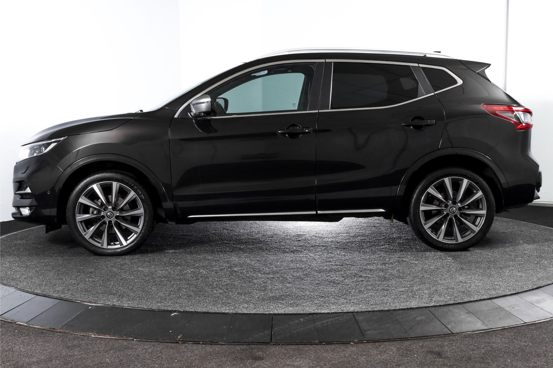 Nissan - QASHQAI