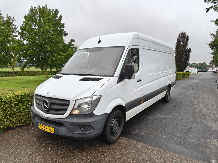 Foto van Mercedes-Benz Sprinter 314 2.2 CDI 432L HD