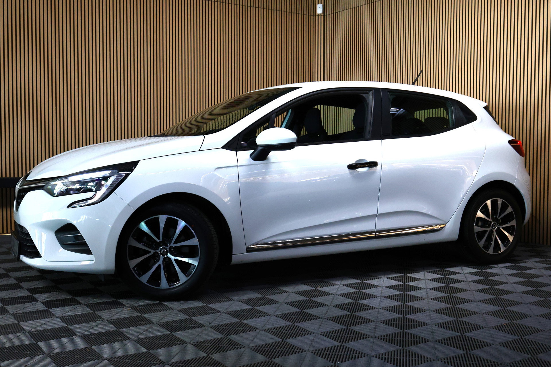 Renault 1.6 E-Tech Hybrid 140 Business Zen AVM NAVI AUTOMAAT PDC CRUISE "21 - foto 11
