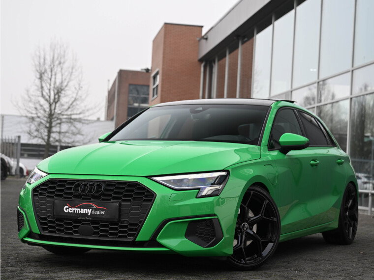 Audi A3 Sportback 40TFSI E 204PK Individual Vipergreen!!