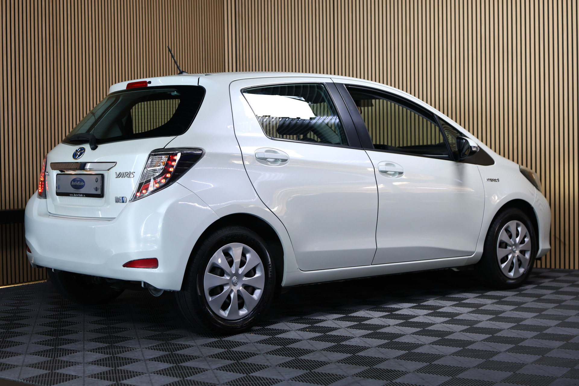 Toyota 1.5 Full Hybrid Comfort CLIMA RADIO AUTOMAAT "14 - foto 5